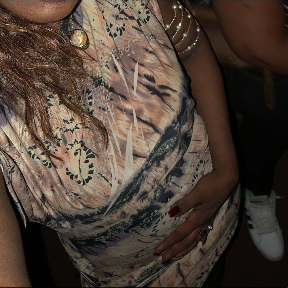 Dress - Picture 4 of 5